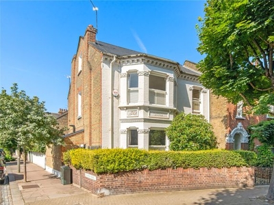 End terrace house for sale in Crieff Road, London SW18