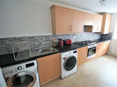 End terrace house to rent in Anglian Way, Coventry CV3