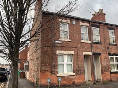 End terrace house to rent in Lace Street, Nottingham NG7