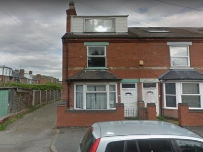 End terrace house to rent in Lace Street, Nottingham NG7