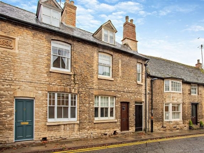 Terraced house to rent in North Street, Oundle, Peterborough PE8