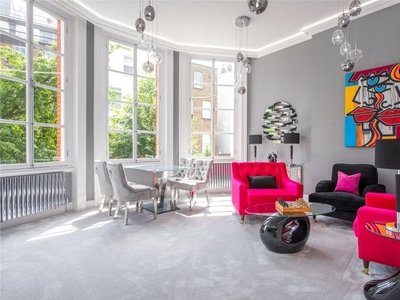 Flat for sale in Bolton Gardens, Earl's Court SW5