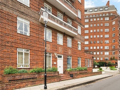 Flat for sale in Cheltenham Terrace, Chelsea, London SW3