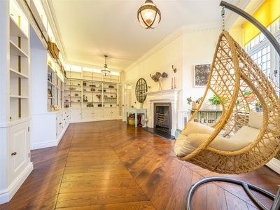 Flat for sale in North Gate, Prince Albert Road, St John's Wood NW8