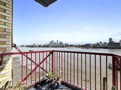 Flat for sale in Wapping High Street, London E1W