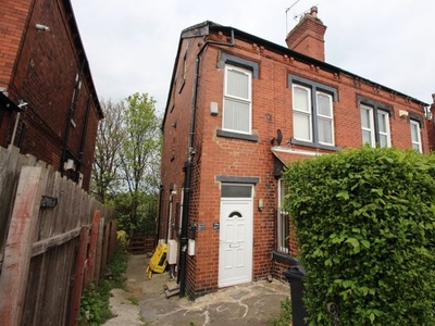 Flat to rent in Hartley Avenue F2, Woodhouse, Leeds LS6