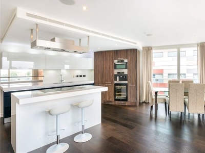 Flat to rent in Moore House, 2 Gatliff Road, London SW1W