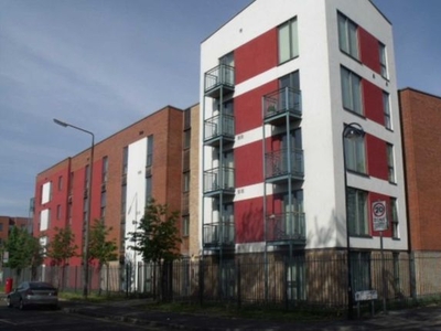 Flat to rent in Ordsall Lane, Salford Quays M5