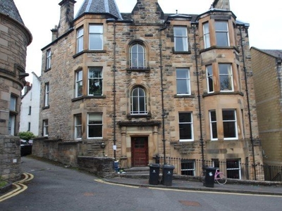Flat to rent in Princes Street, Stirling FK8