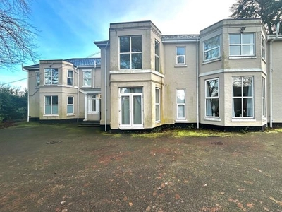 Flat to rent in Stanleigh House, Stanleigh Gardens, Donisthorpe, Swadlincote, Derbys DE12