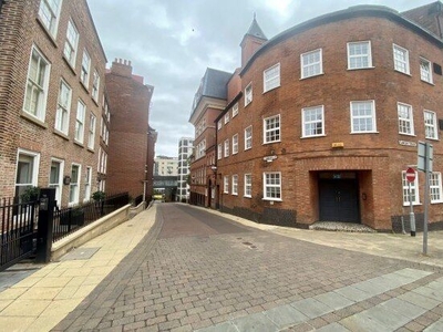 Flat to rent in The Hollows, Nottingham NG1