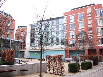 Flat to rent in The Living Quarter, The City, Nottingham NG1