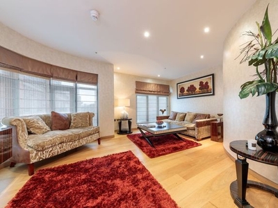 Penthouse for sale in North Row, Mayfair W1K