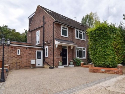 Property for sale in Foxholes Avenue, Hertford SG13
