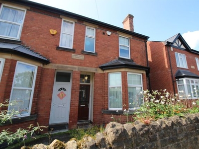 Property to rent in 15 Peveril Road, Beeston NG9