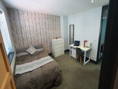 Property to rent in Fergus Close, Nottingham NG11