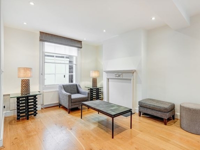 Mews house to rent in Kinnerton Place South, Belgravia SW1X