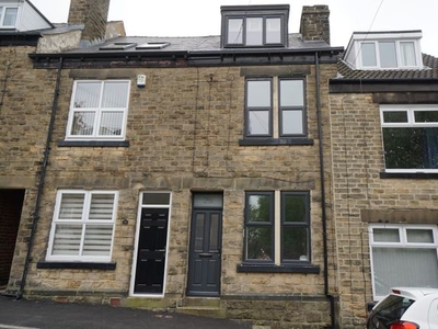 Property to rent in Tapton Bank, Sheffield S10