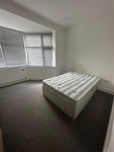 Room to rent in Aylestone Road, Aylestone, Leicester LE2