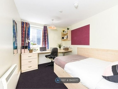 Room to rent in United Kingdom, Edinburgh EH3