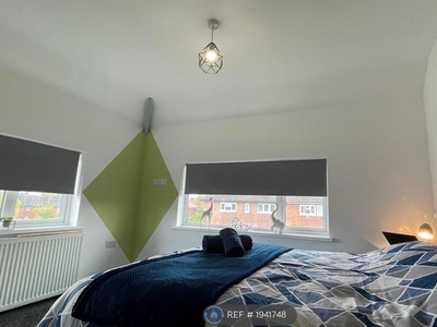 Semi-detached house to rent in Madison Avenue, Chaddesden, Derby DE21