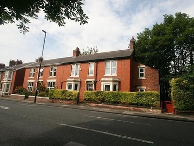 Semi-detached house to rent in Osborne Road, Jesmond, Newcastle Upon Tyne NE2
