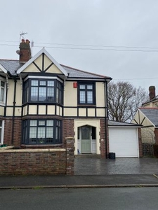 Semi-detached house to rent in South Place, Porthcawl CF36