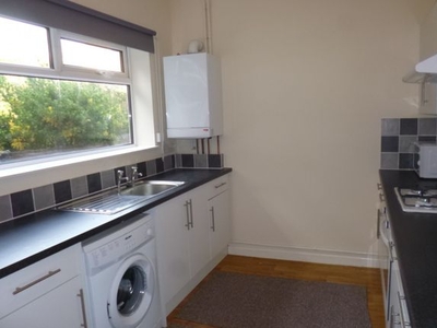 Semi-detached house to rent in Station Road, Beeston NG9