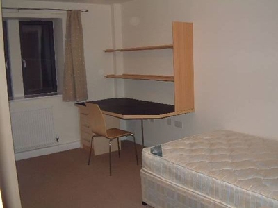 Shared accommodation to rent in Carmine House, Kirkstall Lane, Leeds LS5