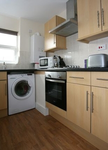 Shared accommodation to rent in Flat 2, 1, Miskin Street, Cathays, Cardiff CF24