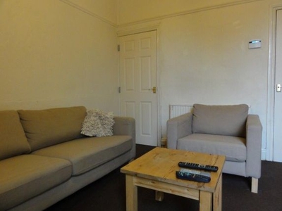 Shared accommodation to rent in Vincent Road, Sheffield, South Yorkshire S7