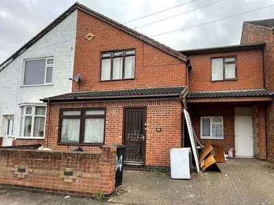 Terraced house for sale in Essex Road, Leicester LE4