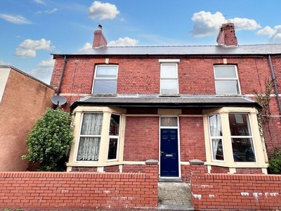 Terraced house for sale in Redbrink Crescent, Barry CF62