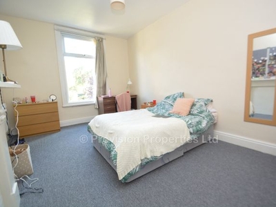 Terraced house to rent in Ash Grove, Hyde Park, Leeds LS6