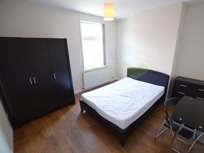 Terraced house to rent in Connaught Street, Highfields LE2