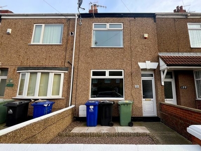 Terraced house to rent in Heneage Road, Grimsby DN32