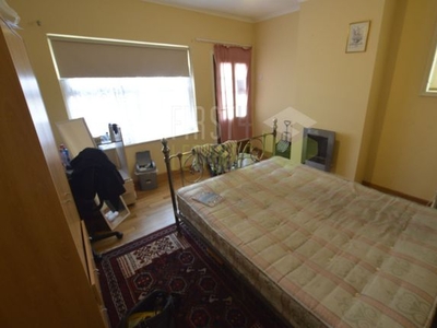Terraced house to rent in Lorne Road, Clarendon Park LE2