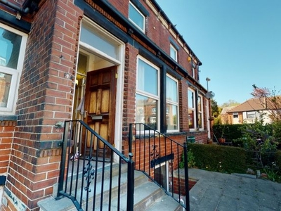 Terraced house to rent in Mayville Place, Hyde Park, Leeds LS6