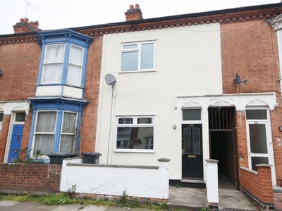 Terraced house to rent in Norman Street, West End, Leicester LE3