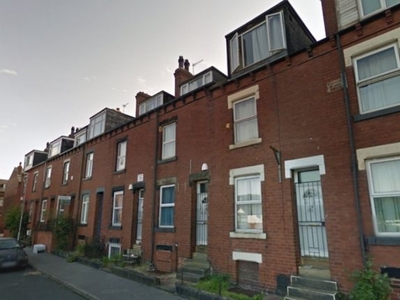 Terraced house to rent in Spring Grove Walk, Hyde Park, Leeds LS6