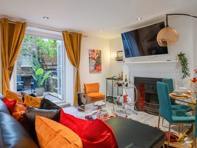 Town house to rent in Dalston Lane, London E8