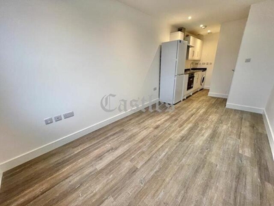 1 Bedroom Flat For Sale In Waltham Abbey, Essex