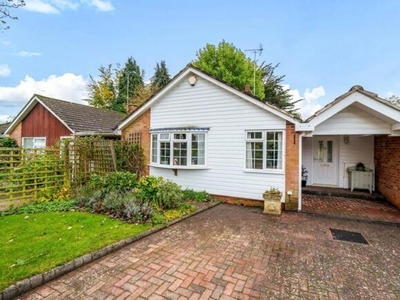 2 Bedroom Bungalow For Sale In Henley-on-thames, Oxfordshire