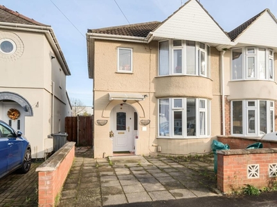 3 Bed House For Sale in Swindon, Wiltshire, SN2 - 5243732
