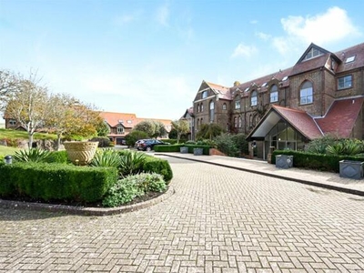3 Bedroom Apartment For Sale In Rottingdean, East Sussex