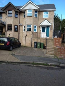 3 Bedroom House Cowes Isle Of Wight