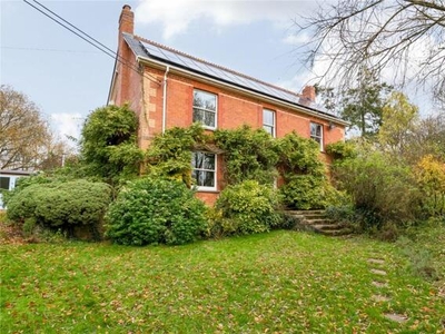 4 Bedroom Detached House For Sale In Crediton, Devon