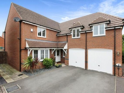 4 Bedroom Detached House For Sale In Farnsfield, Newark