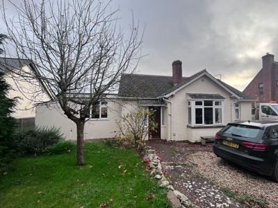 Bungalow to rent in Red Hill, West Monkton, Taunton TA2