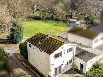 Link-detached house for sale in Whitelands Crescent, Baildon, West Yorkshire BD17